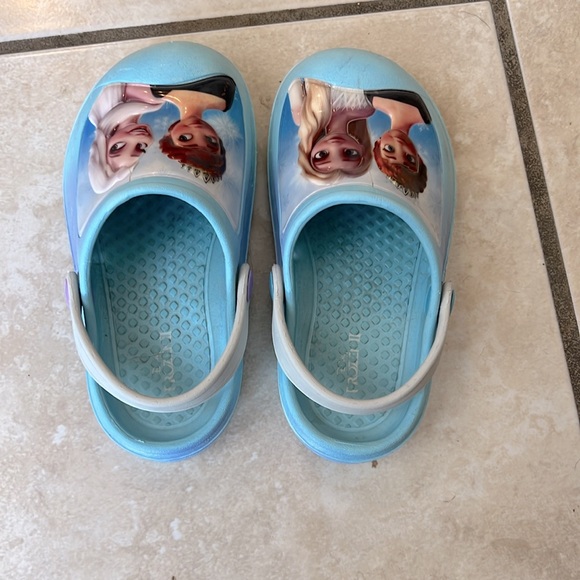 Crocs - Picture 3 of 4